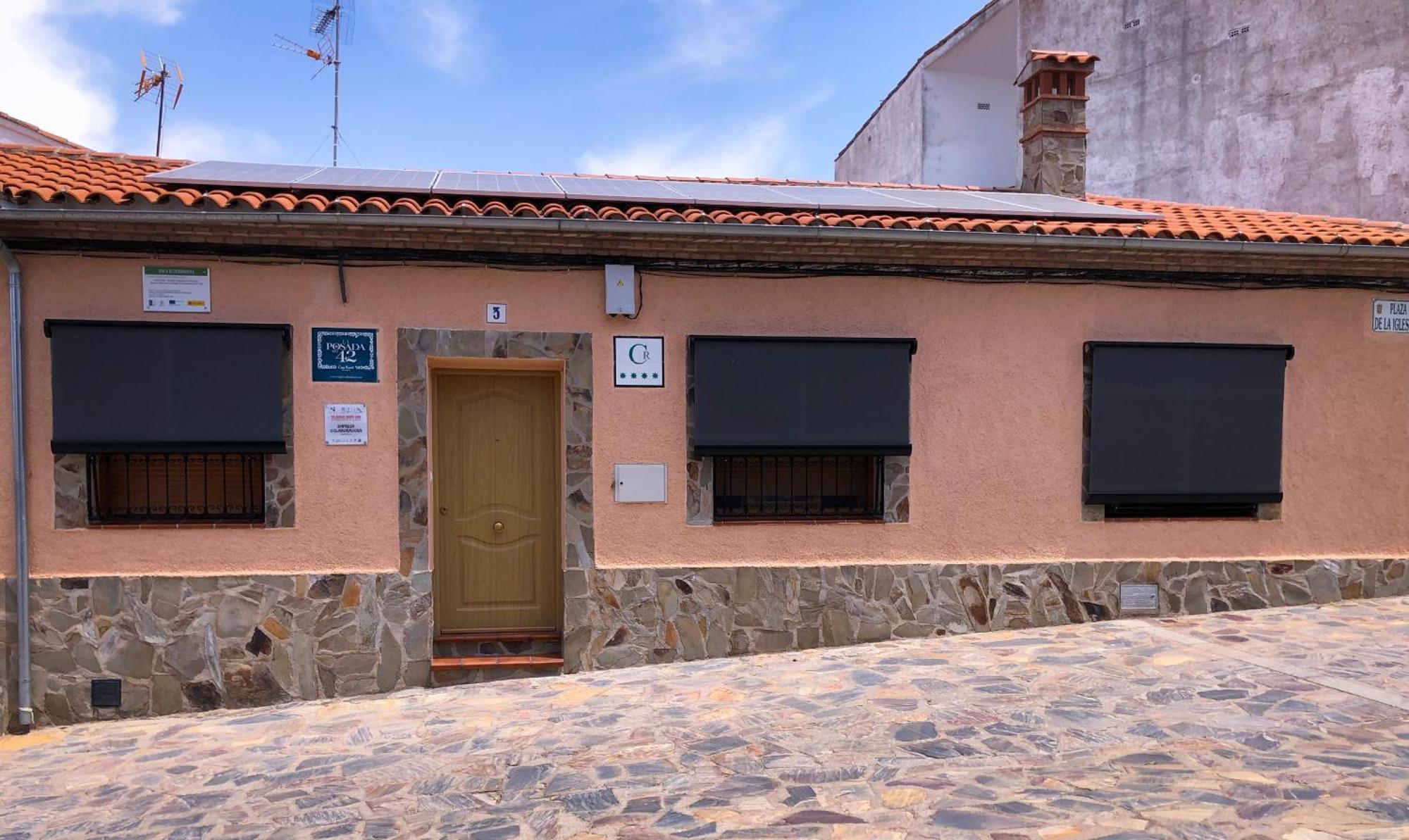 Casa Rural La Posada Del 42 Carrascalejo Luaran gambar
