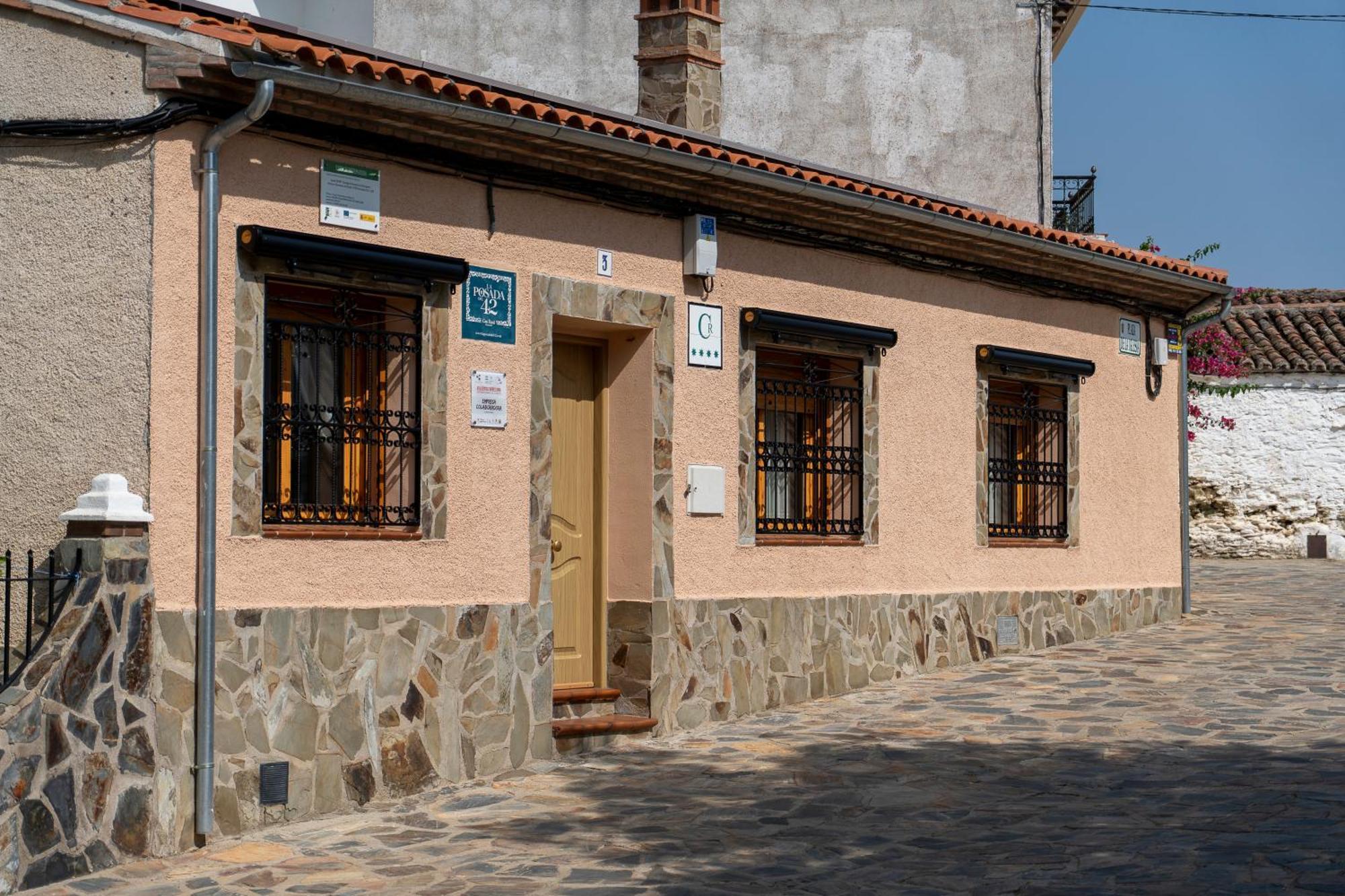 Casa Rural La Posada Del 42 Carrascalejo Luaran gambar